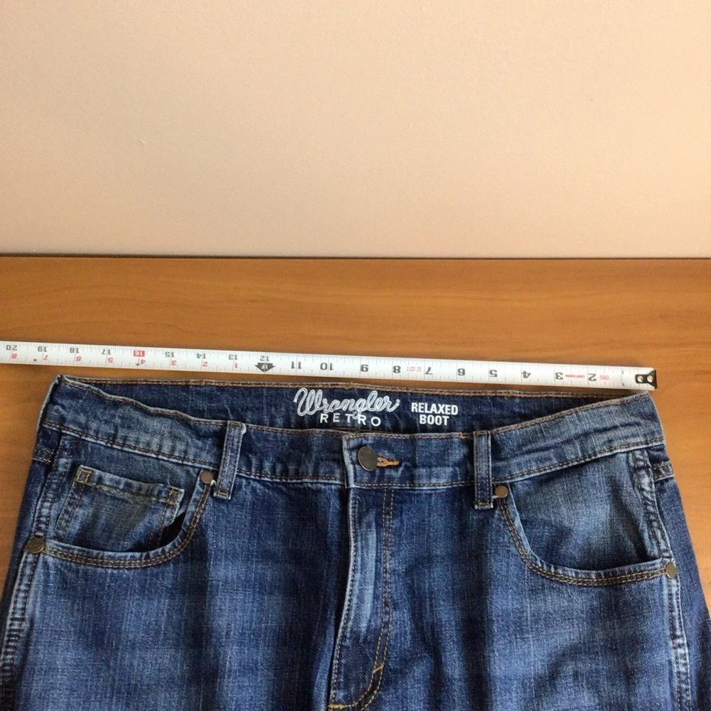 Mens Wrangler Blue Relaxed Boot Jeans Classic Style Size 36/32